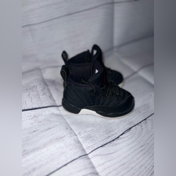 Air Jordan 12 Retro “Black and White Taxi” Toddler Boys💙Gently worn. - Picture 2 of 9